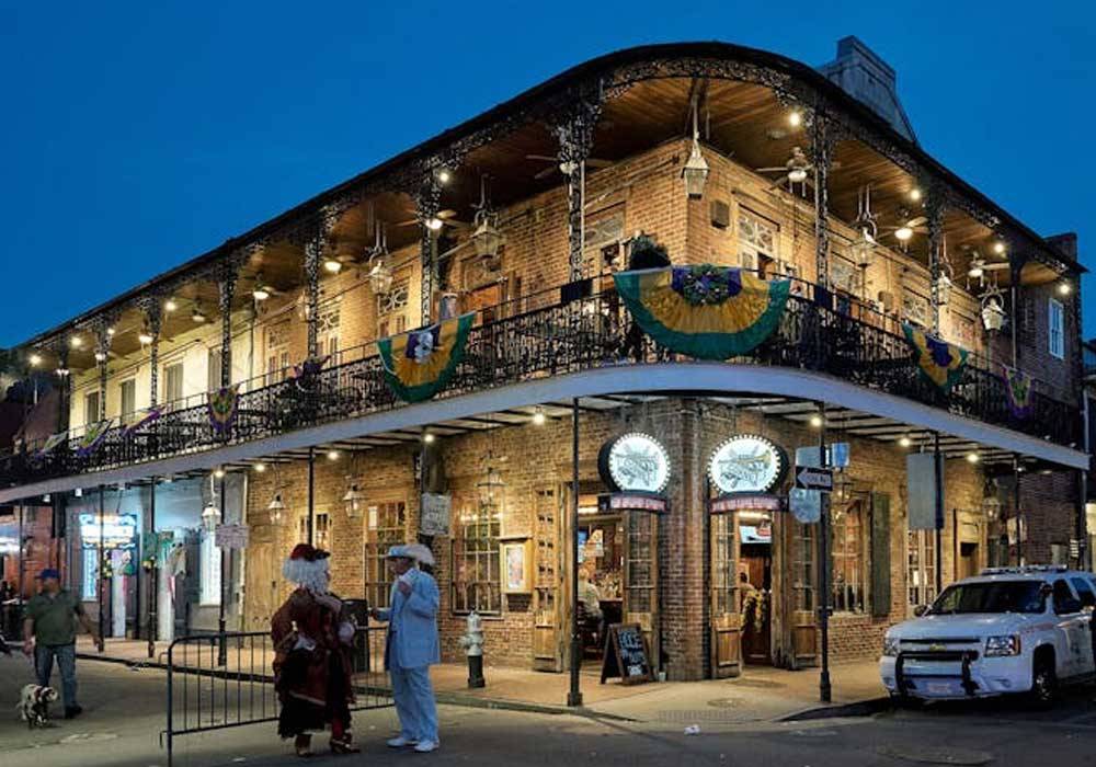 TAILGATE, PEP RALLY, & FLIGHTS IN THE BIG EASY!!